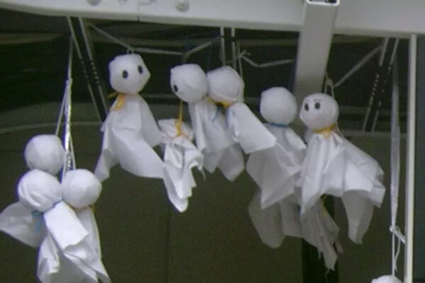 Ngeri!! Inilah Sejarah Tragis di Balik Boneka Teru Teru Bozu, Jepang