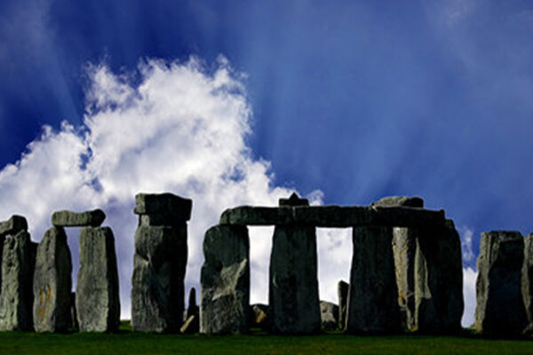 Terkuak Misteri Asal Usul Batu Raksasa Stonehenge